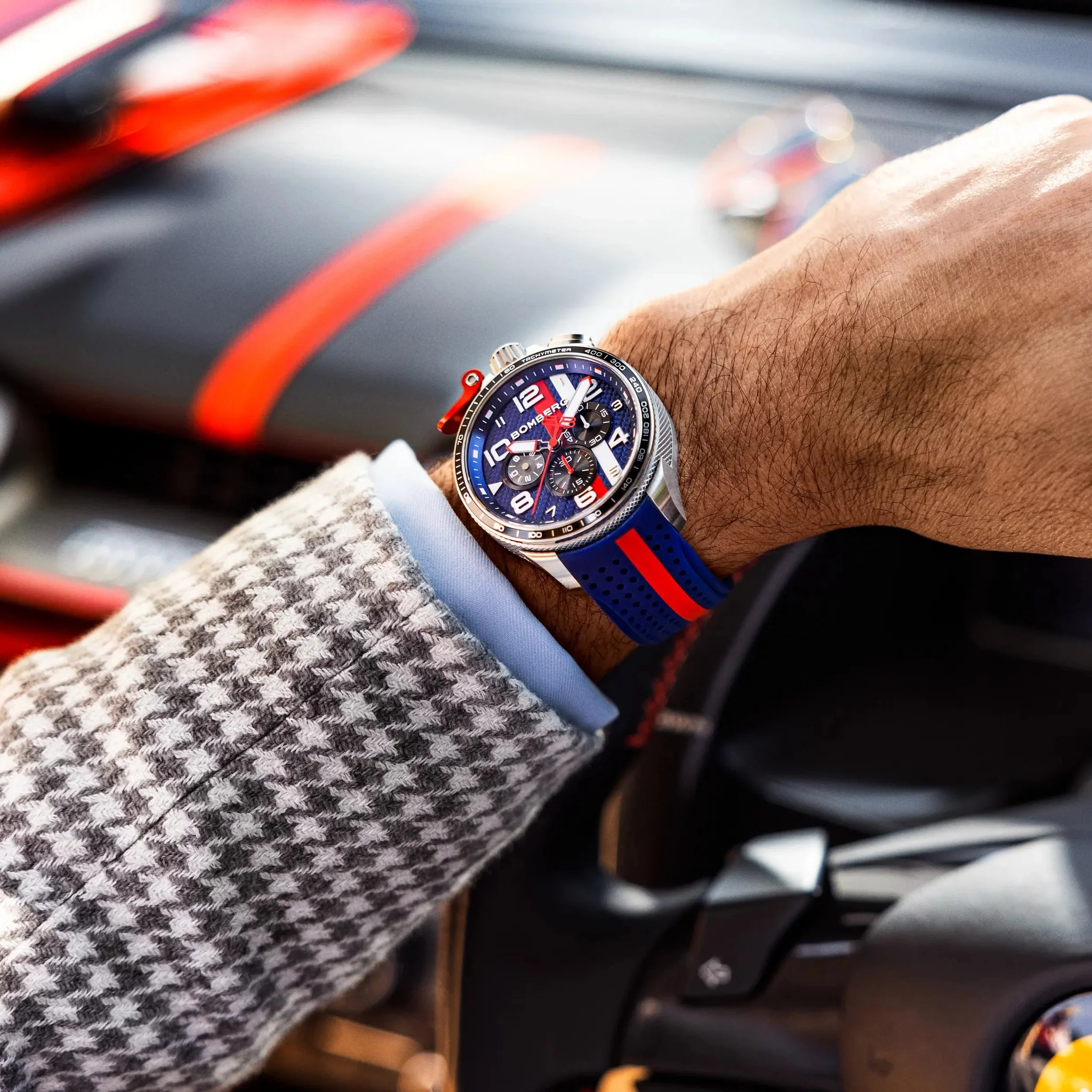 Bomberg  Мужские швейцарские часы, кварцевый механизм, сталь, 45мм