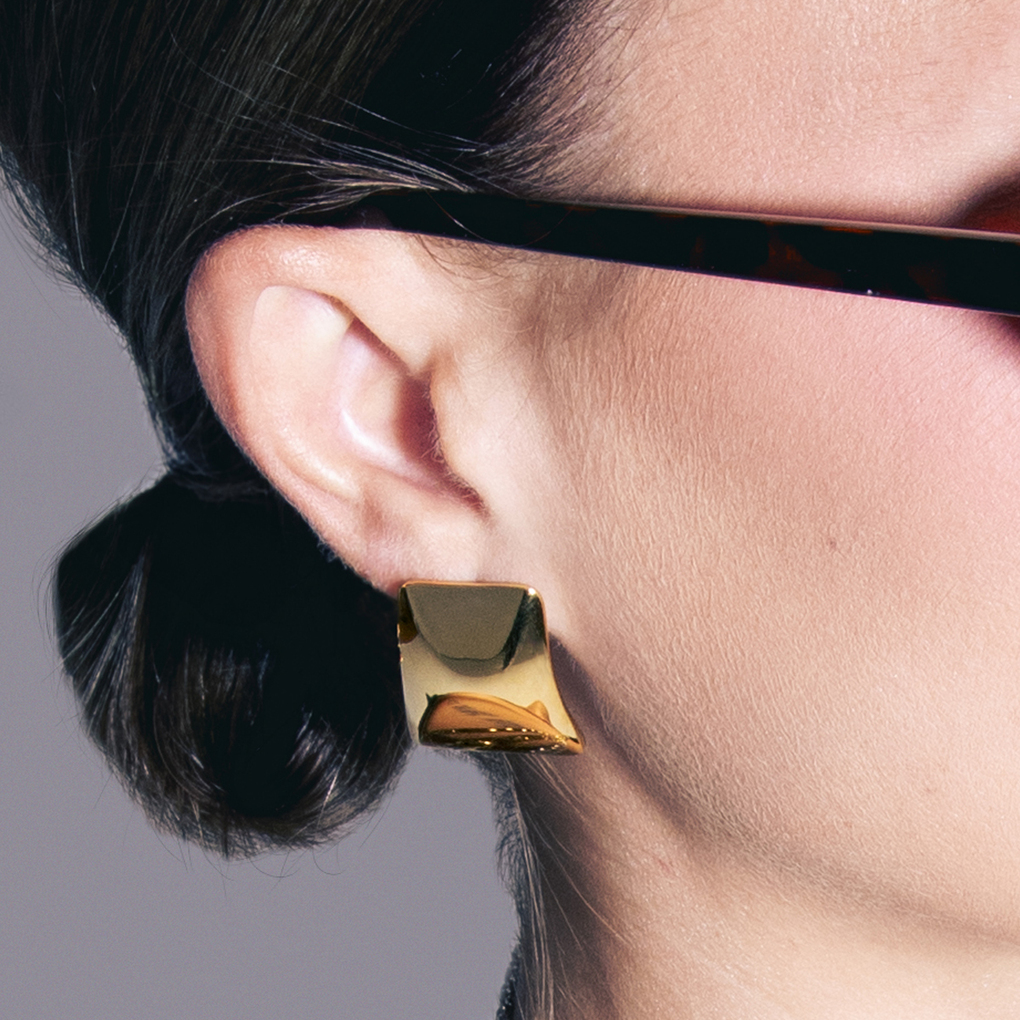 Urban Woman Серьги(LS2433-4/2) Серьги Lotus из нержавеющей стали с золотистым покрытием